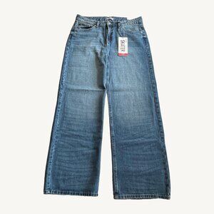 Refuge Blue Straight Leg Jeans Classic Style